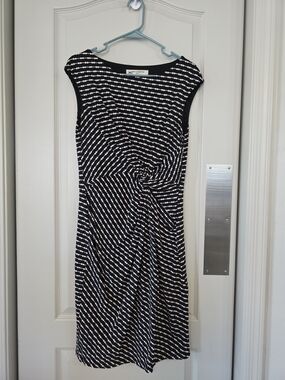 Evan Picone Black & White Twist-Front Midi Dress